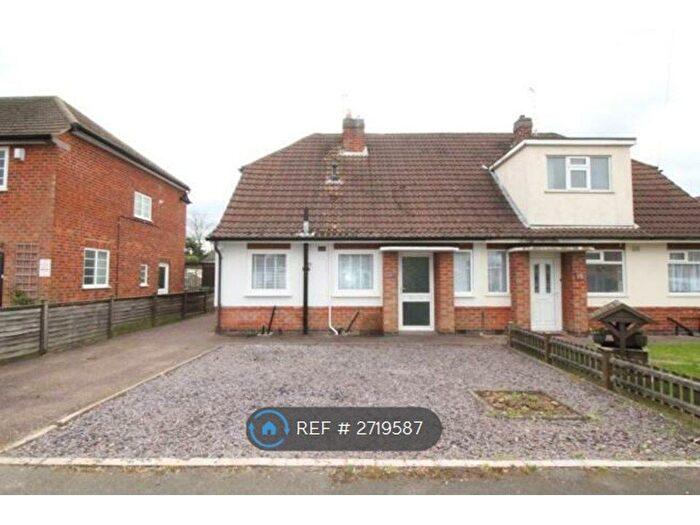 3 Bedroom Semi-Detached House To Rent In Treaty Road, Glenfield, Leicester, LE3