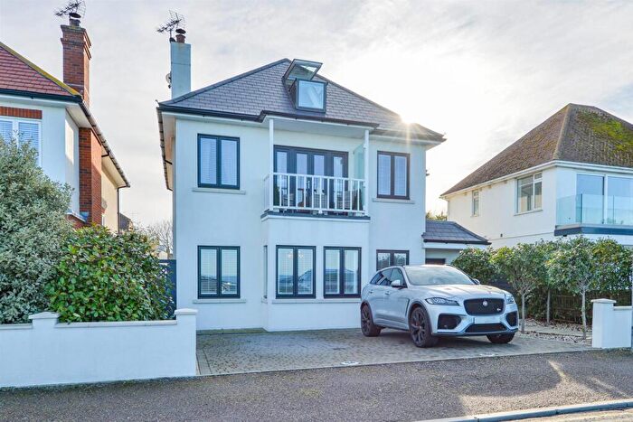 5 Bedroom Detached House For Sale In Marine Parade, Whitstable, CT5