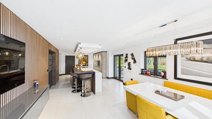 4 Bedroom Detached House For Sale In Top O'th Knotts Farm, Tottington Road Harwood, BL2