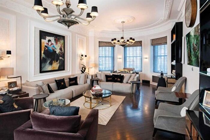 4 Bedroom Flat To Rent In Park Lane, Mayfair, W1K