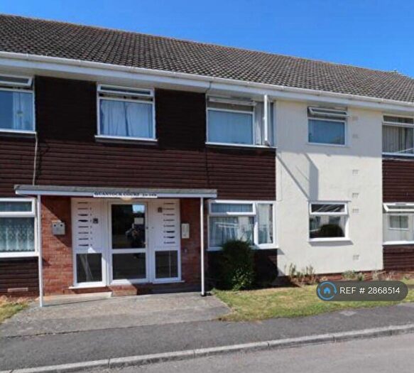 Studio To Rent In Quantock Court, Street, BA16