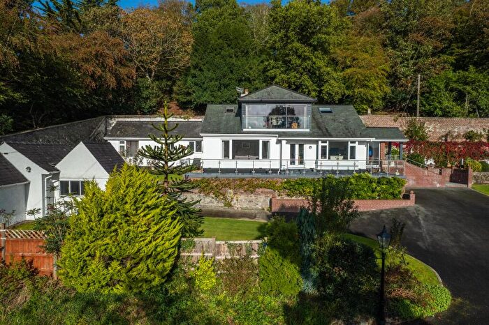 4 Bedroom Bungalow For Sale In Glyngarth, Menai Bridge, LL59
