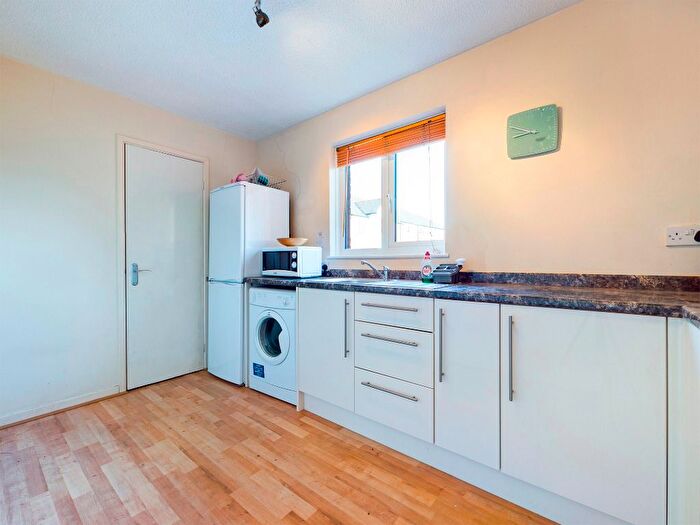 1 Bedroom Flat To Rent In Abernethy Quay, Marina, Swansea, SA1