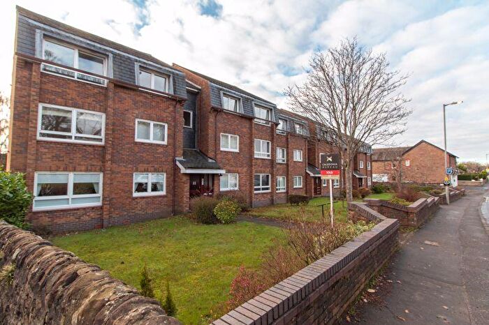 2 Bedroom Flat To Rent In Main Road, Cardross, G82