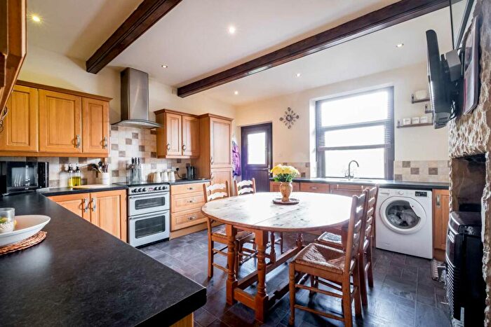 3 Bedroom Terraced House For Sale In Wessenden Head Road, Holmfirth, HD9