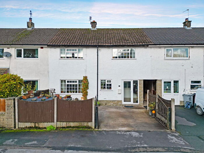 4 Bedroom Terraced House For Sale In Hollin Road, Bollington, SK10