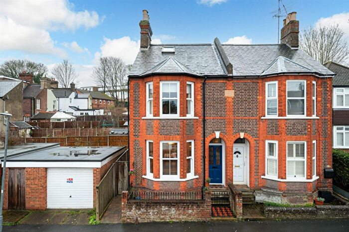 3 Bedroom Semi Detached House For Sale In Alexandra Road, Old Town Borders, Hemel Hempstead, Hertfordshire, HP2