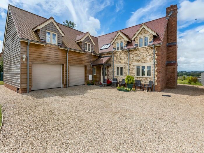 4 Bedroom Detached House For Sale In Primrose Fields, Hunger Hill, East Stour, Gillingham, SP8