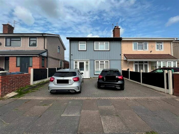 3 Bedroom Property To Rent In Brays Road, Sheldon, Birmingham, B26