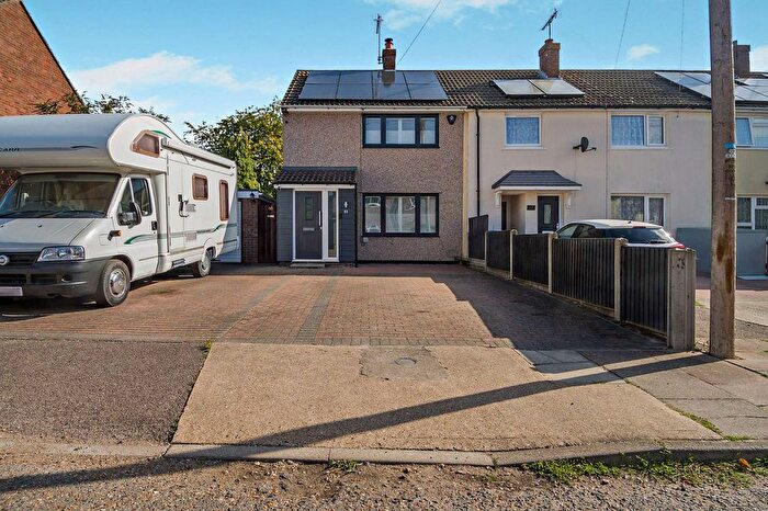 2 Bedroom Terraced House For Sale In Devon Close, Bury St Edmunds, IP32