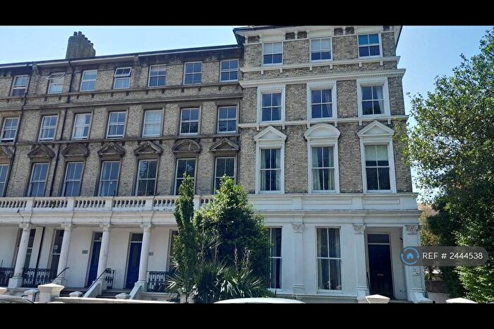 2 Bedroom Flat To Rent In St. Annes Road, Eastbourne, BN21