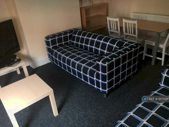 3 Bedroom Terraced House To Rent In Highfield Place, Sheffield, S2