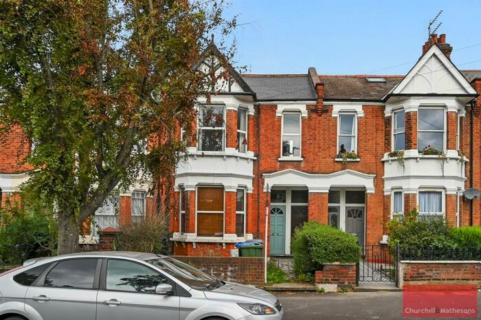 3 Bedroom Flat To Rent In Furness Road, London, NW10