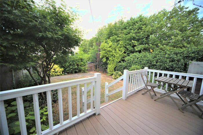 3 Bedroom Semi-Detached House For Sale In Hillcrest Road, Horndon-On-The-Hill, Essex, SS17