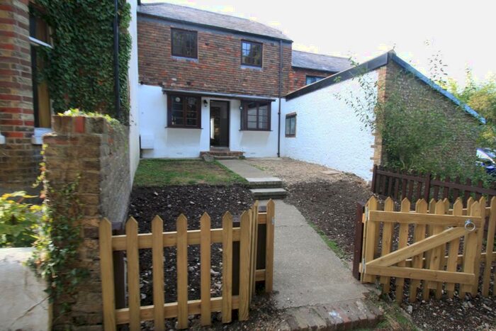 2 Bedroom Terraced House To Rent In Church Hill, Temple Ewell, CT16