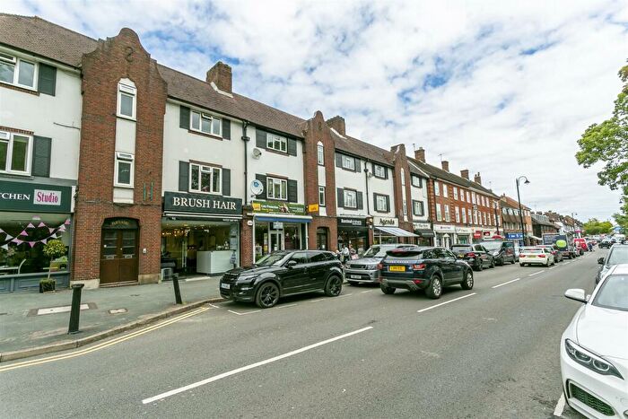 2 Bedroom Apartment To Rent In High Street, Banstead, SM7