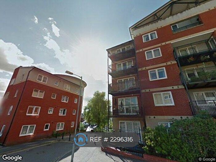 1 Bedroom Flat To Rent In Northway, Rickmansworth, WD3