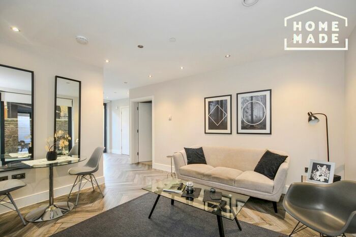 1 Bedroom Flat To Rent In Battersea Park Road, London, SW8