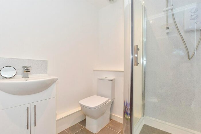 1 Bedroom Flat For Sale In High Street, Bognor Regis, West Sussex, PO21