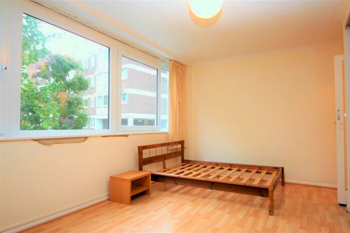 Studio To Rent In Kersfield Road, London, SW15