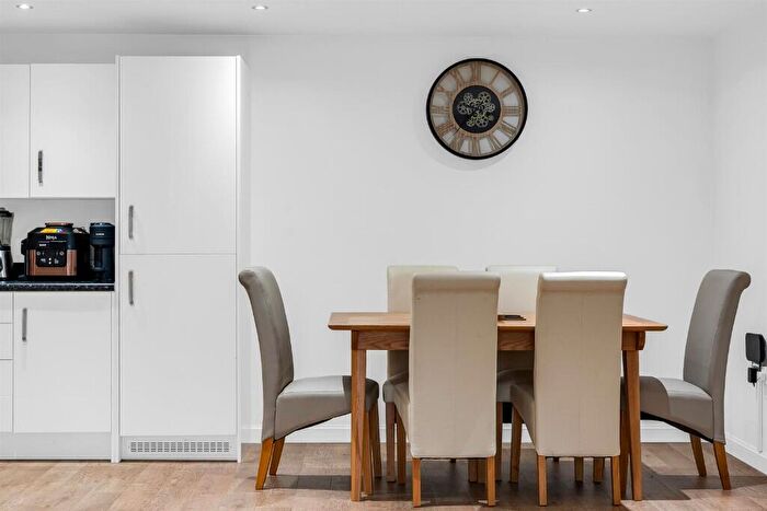 2 Bedroom Flat To Rent In Constables Way, Hertford, Hertfordshire, SG13