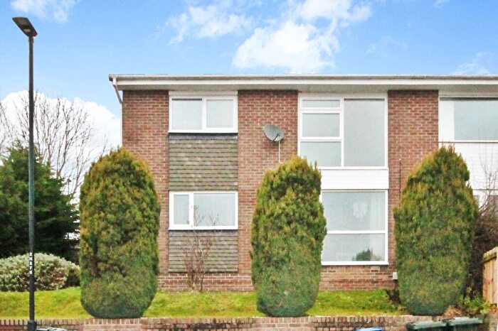 2 Bedroom Flat To Rent In Helston Court, Newcastle Upon Tyne, Tyne And Wear, NE15