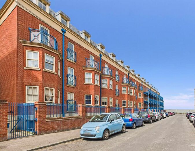 2 Bedroom Flat For Sale In Canterbury Road, Margate, CT9