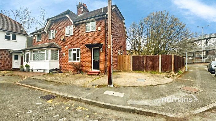 3 Bedroom Semi-Detached House To Rent In Lynch Close, Uxbridge, UB8