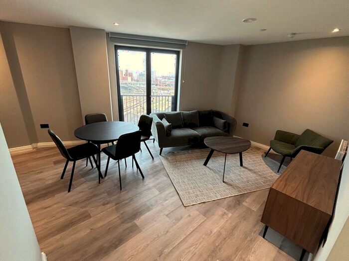 2 Bedroom Apartment To Rent In Springwell Gardens, Leeds, West Yorkshire, LS12