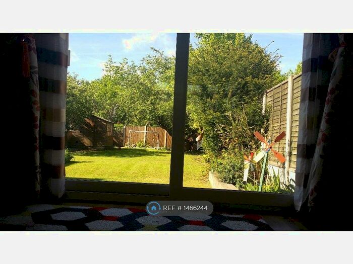 3 Bedroom Semi-Detached House To Rent In Prykes Drive, Chelmsford, CM1