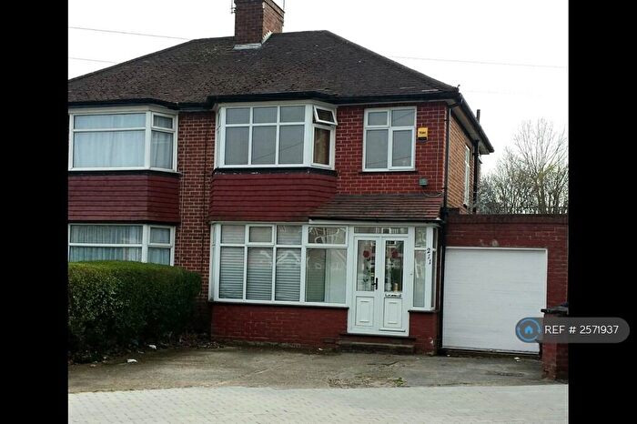 3 Bedroom Semi Detached House To Rent In Booth Road, London, NW9
