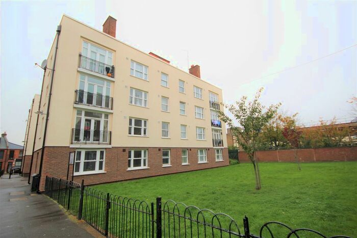 3 Bedroom Flat To Rent In Karslake House, Gibralter Walk, Shoreditch, E2