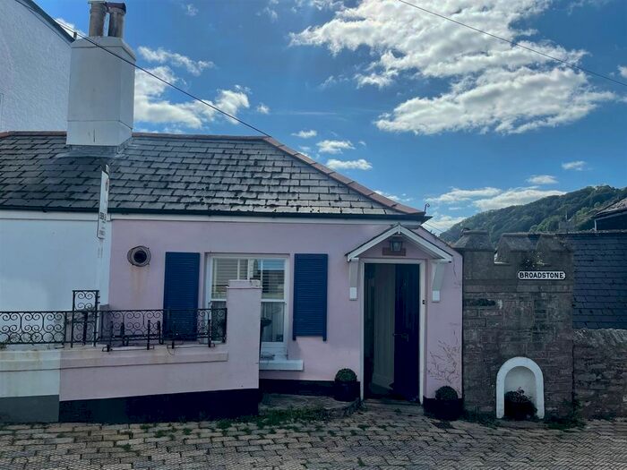 2 Bedroom Cottage To Rent In Clarence Street, Dartmouth, TQ6