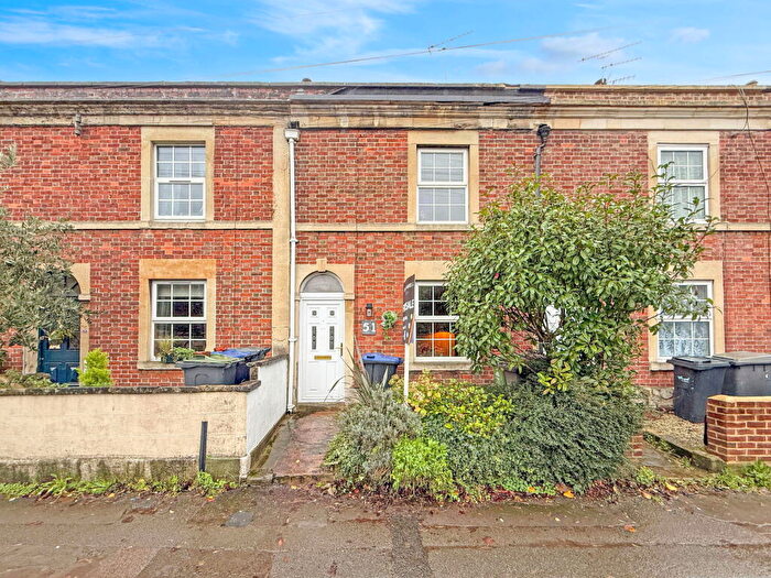 2 Bedroom Terraced House For Sale In Wingfield Road, Trowbridge, BA14