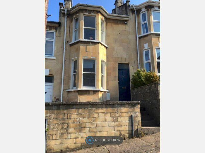 2 Bedroom Maisonette To Rent In Thornbank Place, Bath, BA2