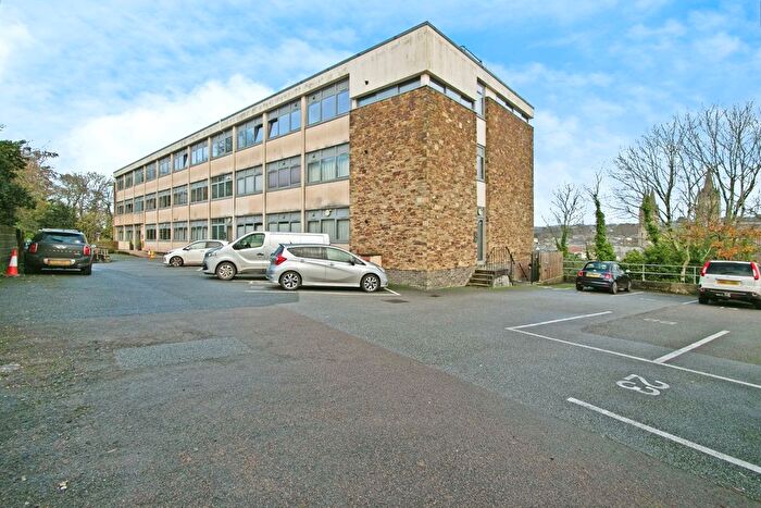 1 Bedroom Flat For Sale In Infirmary Hill, Truro, Cornwall, TR1