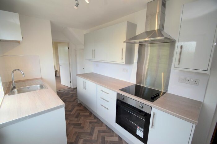 4 Bedroom Terraced House To Rent In Oakfield Road, Falmouth, TR11