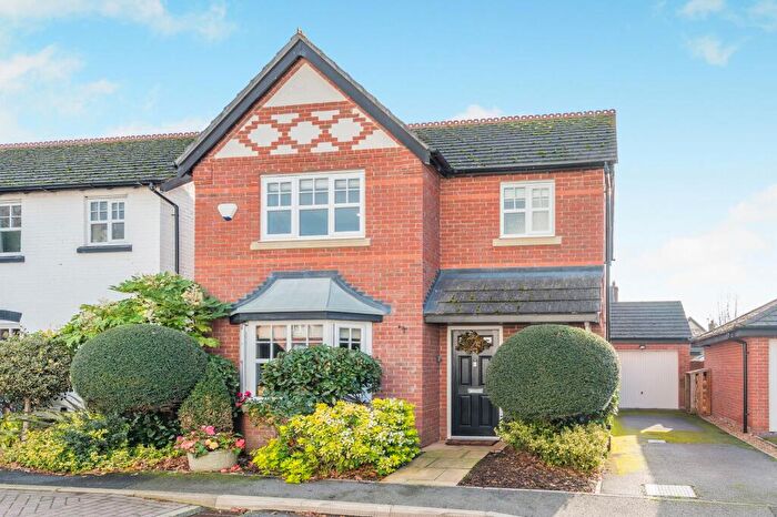 3 Bedroom Detached House For Sale In Granary Close, Milton Green, CH3