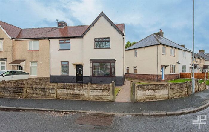 3 Bedroom Semi Detached House To Rent In Prescott Avenue, Golborne, Warrington, WA3