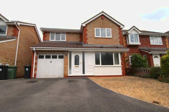 4 Bedroom Detached House To Rent In Campion Drive, Bradley Stoke, Bristol, BS32