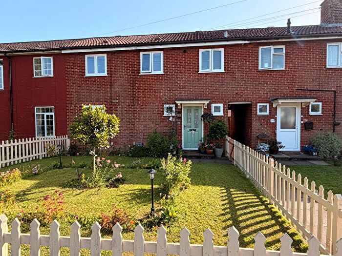 3 Bedroom Terraced House For Sale In Osborne Road, Willesborough, Ashford, TN24