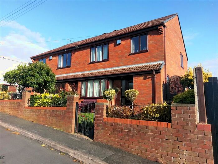 3 Bedroom Property To Rent In St. Bartholomews Terrace, Wednesbury, WS10