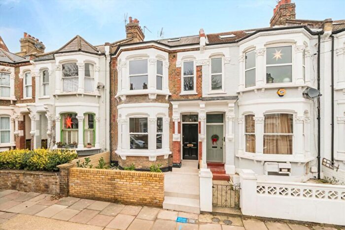 5 Bedroom House To Rent In Mortimer Road, Kensal Rise, NW10