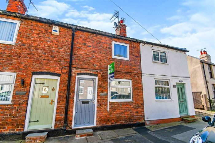 1 Bedroom Cottage For Sale In Church Street, Sutton-On-Hull, Hull, HU7