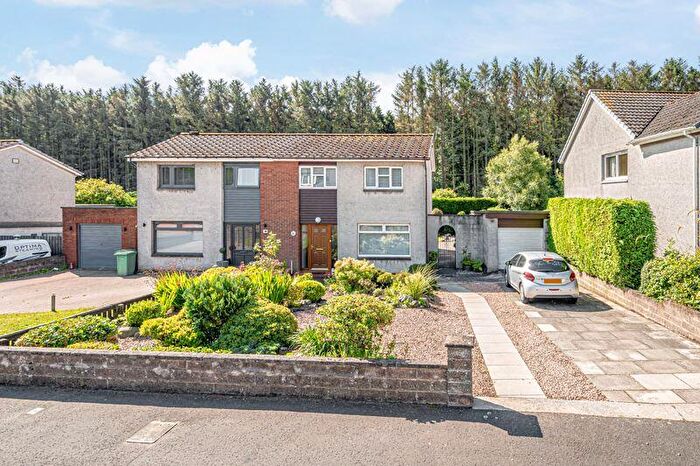 3 Bedroom Semi-Detached Villa For Sale In Mellerstain Road, Kirkcaldy, KY2