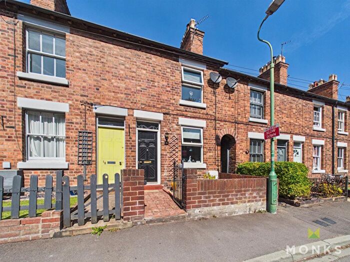 2 Bedroom Terraced House For Sale In Bynner Street, Shrewsbury, SY3