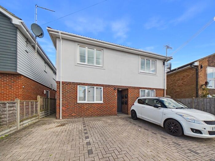 1 Bedroom Apartment To Rent In Roberts Road, Lancing, BN15