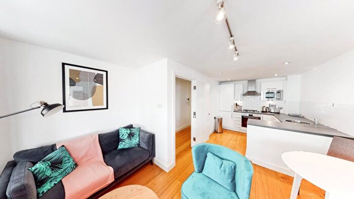 1 Bedroom Apartment To Rent In Turnmill Street, EC1M