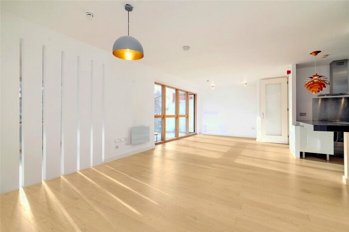 1 Bedroom Flat To Rent In Featherstone Street, London EC1Y