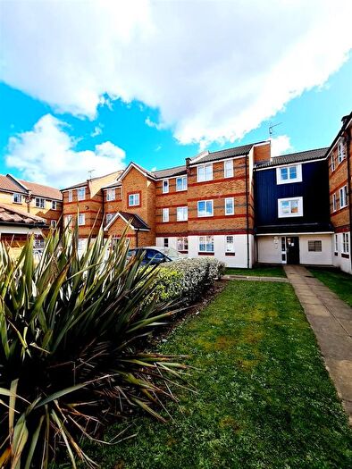 1 Bedroom Flat To Rent In Hispano Mews, Enfield, EN3